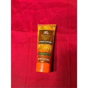 New Pineapple Sunset Body Lotion - Orange